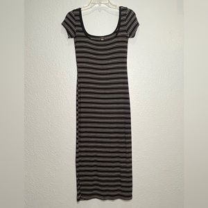 BILLABONG Sexy Black & White Striped Scoop Neck BodyCon Maxi Dress Size 1